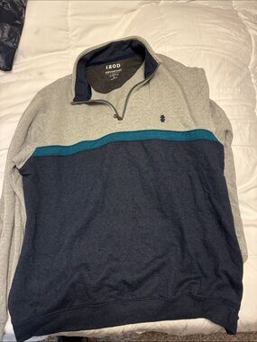 Izod Two-Tone Quarter-Zip Pullover in Gray, Navy & Teal